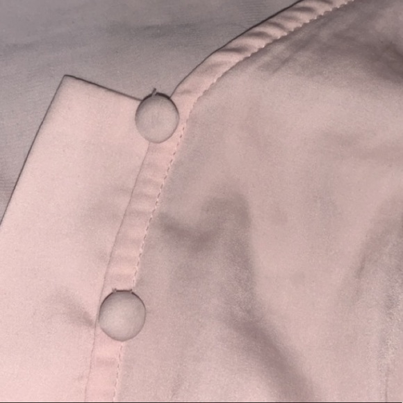 Blouse - Picture 2 of 3